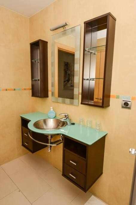 莱昂Sientete Como En Casa En Apartamento Padre Isla公寓 外观 照片